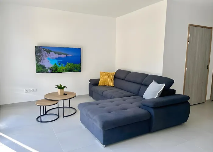 Logement Neuf Avec Parking A 20 Min De Lyon