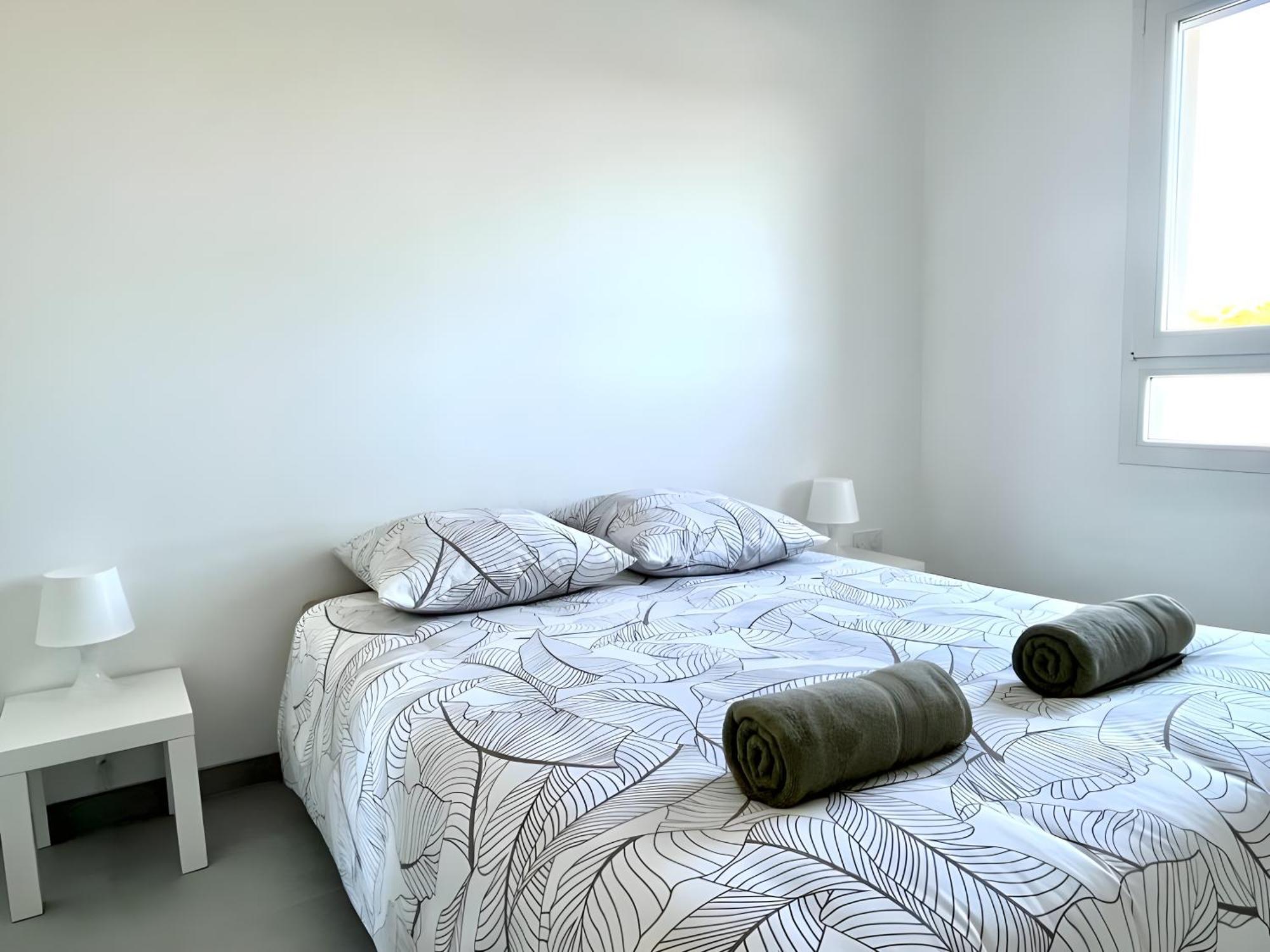 Appartement Neuf Avec Parking A 20 Min De Lyon